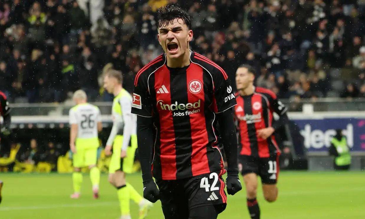 22场8射5传！米兰关注德甲20岁天才中场，被新帅弃用后欲离队